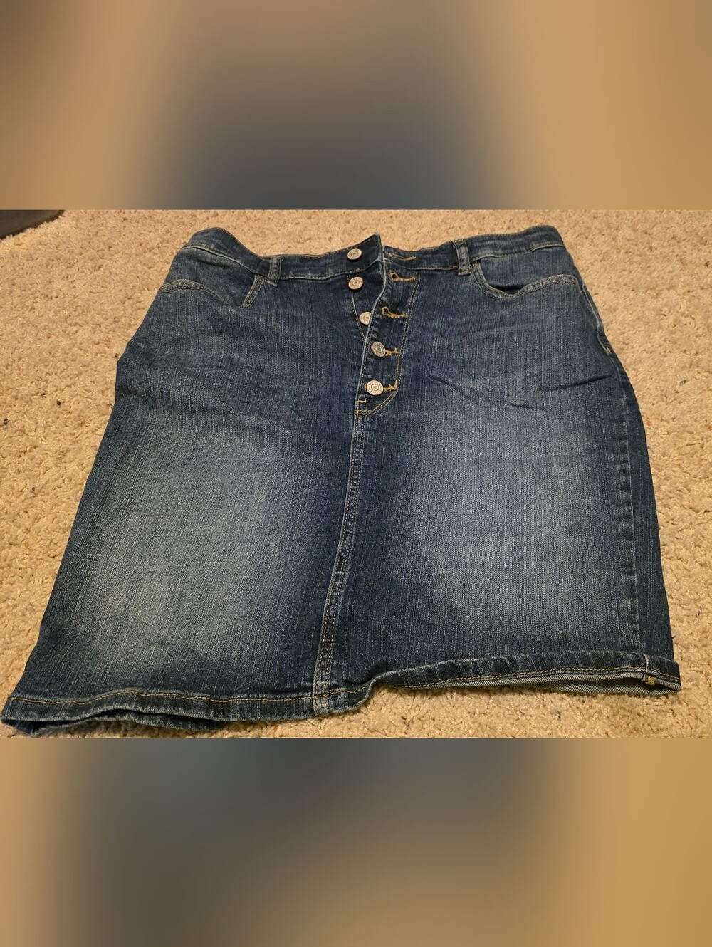 4/$67 Deal! Banana Republic Blue Denim Midi Skirt with Button Front